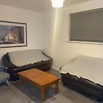 2 Bed Flat Right In Centre Of Portrush Town