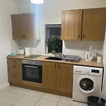 2 Bed Flat Right In Centre Of Portrush Town