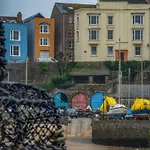 Midnight - 2 Bedroom Apartment - Tenby