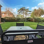 Naze Retreat