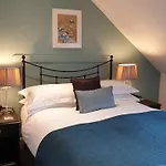 Starlings Guest House