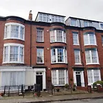 Host & Stay - Marine Sands