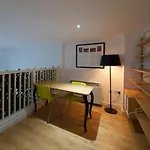 Guestready - Splendid 2 Bed Home With Parking 2-Mins Walk To Chinatown