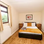 Daffodil Lodge