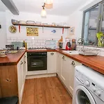 Sandgate Cottage