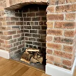 Rabbies School House, 2 Bed Apartment Ayr Town Centre