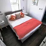 Chy Mor Apartment 1