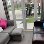 Huge 6 Bedroom House In Sheringham