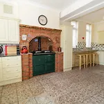 20 Ulwell Road
