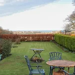 Sneaton Hall Apartment 4