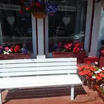 Llanryan Guest House