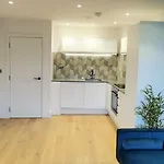 Brighton Rocks Central One Bed In Quiet Luxuy Development