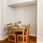The Hideaway, Family Apartment Close To The Beach.