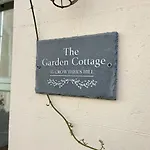 The Garden Cottage - Elevated Position, Wonderful Views Over Dartmouth, Beautiful Garden