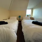 2 Bedroom Holiday Apartment Skegness - Flat 17