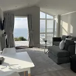 Sea Breeze Lodge