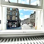 Gorgeous 2Br & Central Edinburgh Bolt-Hole