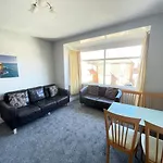 2 Bedroom Holiday Apartment Skegness - Flat 18