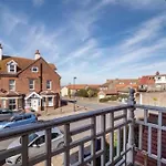 Seaview Villa - Norfolk Cottage Agency