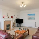 Weymouth Bay Apartment C