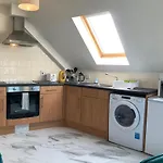 Luxurious Loft Flat 2-Bed/2-Bath