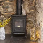 The Annex - Trewolla Cottage