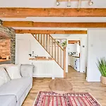 Cosy Bake Cottage, Great Location In Looe, Cornwall