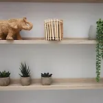 The Snug - Studio Apartment In Mount Pleasant
