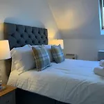 Luxurious Loft Flat 2-Bed/2-Bath