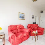 Weymouth Bay Apartment A