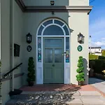 Shelleven Guest House