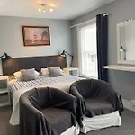 Marlborough Hotel