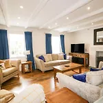 Great Western Farmhouse