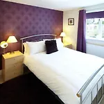 Host & Stay - The Signal House