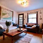 Cockle Cottage, An Artists Haven, Charming Cottage By Air Premier
