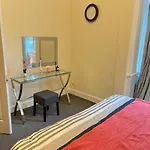 Royal Mile Mansions 2 Bedroom - Edinburgh City Centre