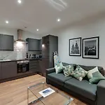 Lord Street Apartments By Happy Days