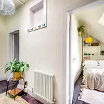 Guestready - Vibrant Attic Apt In Lovely Leith