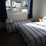 Apartment With Heated Pool & Close To Beach