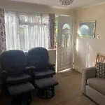 Lovely 2 Bed Holiday Chalet Isle Of Wight