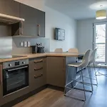 Ensuite Rooms & Studios, Edinburgh - Sk