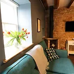 Cedar View