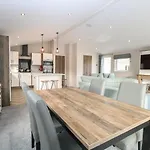 Broadland Sands Lodge