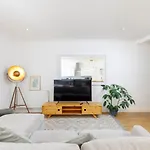 Lovely, Centrally Located 2-Bedroom Apartment With Patio