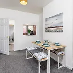 Air Host And Stay - Grafton House Amazing View Sleeps 6 Free Parking