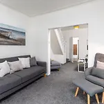 Air Host And Stay - Grafton House Amazing View Sleeps 6 Free Parking