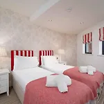 Porthminster Mews