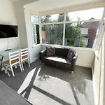 1 Bedroom Holiday Apartment Skegness - Flat 14