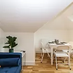 Riviera Heights