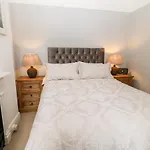 Daisy Cottage